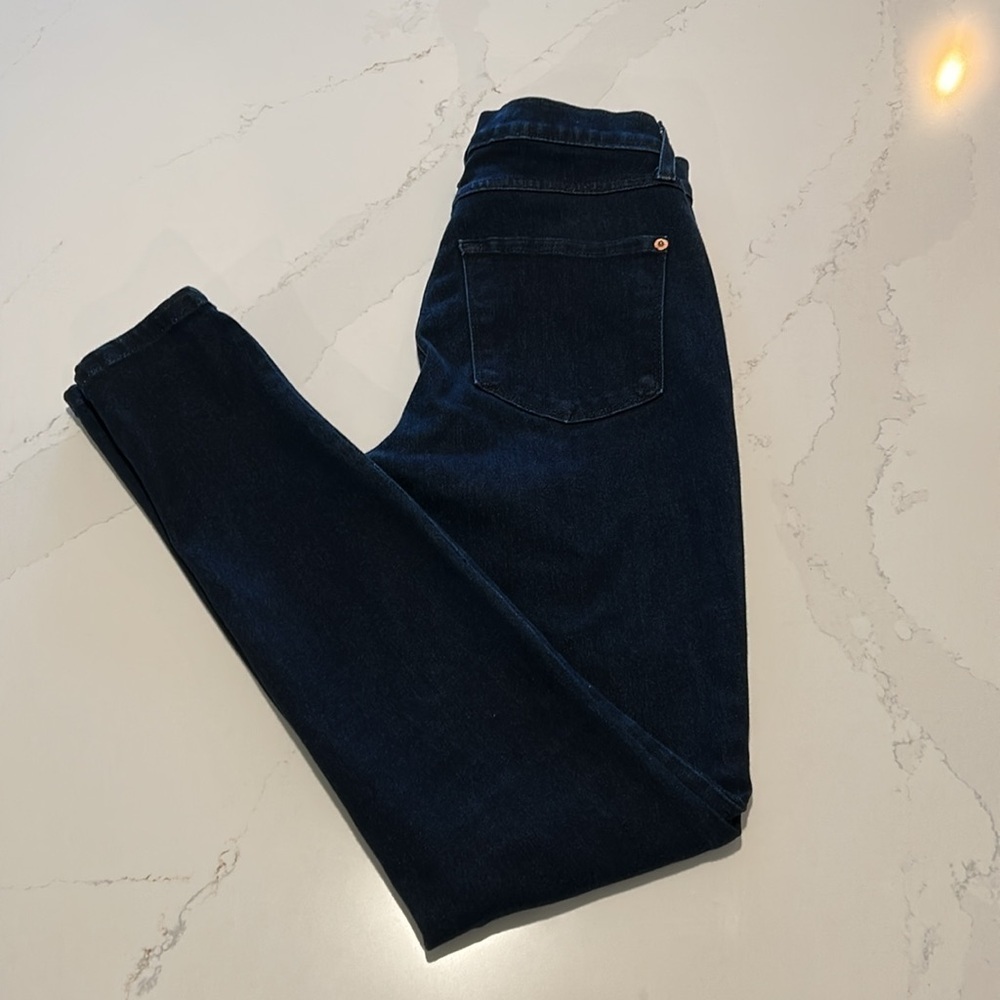 Second Yoga Jeans Dark Wash Skinny Fit 29" INSEAM Size 26 - Picture 2 of 12